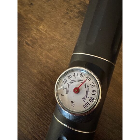 Zico Portable travel cigar humidor tube with a built-in analog hygrometer - Picture 2 of 3